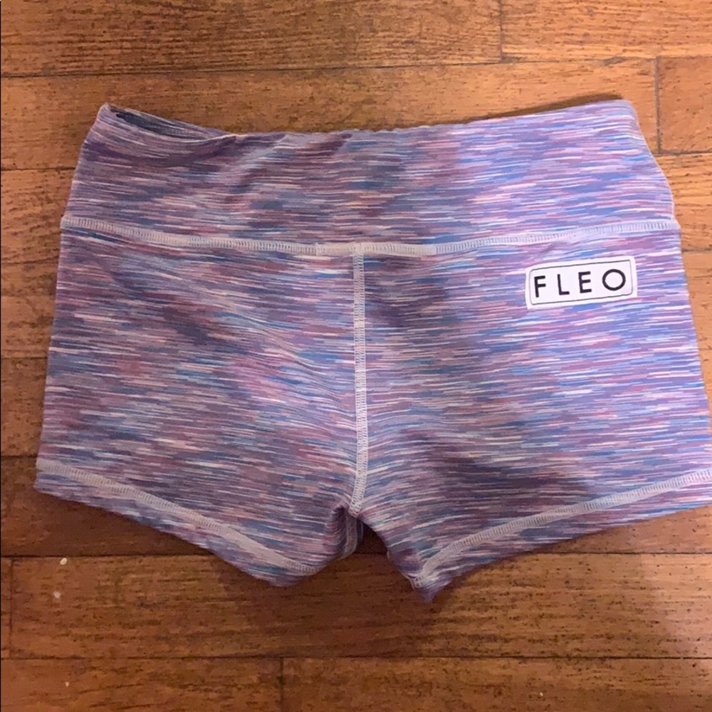FLEO Shorts
